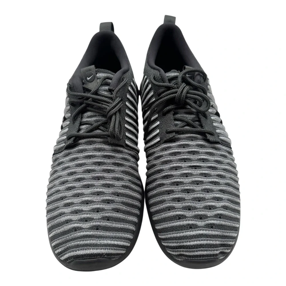 Nike Roshe Two Flyknit Shoes Womens‎ Sz 8 Dark Grey Pure Platinum 844929-002